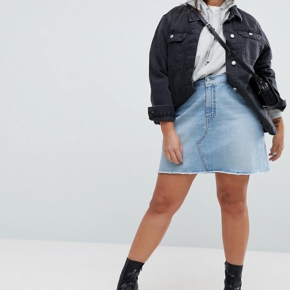 plus size levi skirt